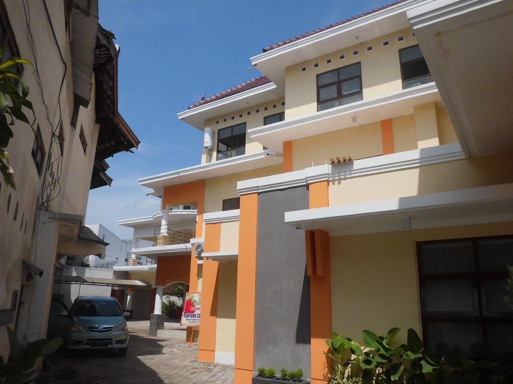Reddoorz Syariah @ Jalan Simpang Gajayana Hotel Malang Ngoại thất bức ảnh